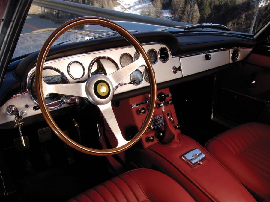  Ferrari 250 GTE 2+2 (Series III) 1963 года  (фото 11 из 22)